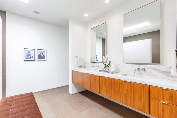 a view of walk in closet