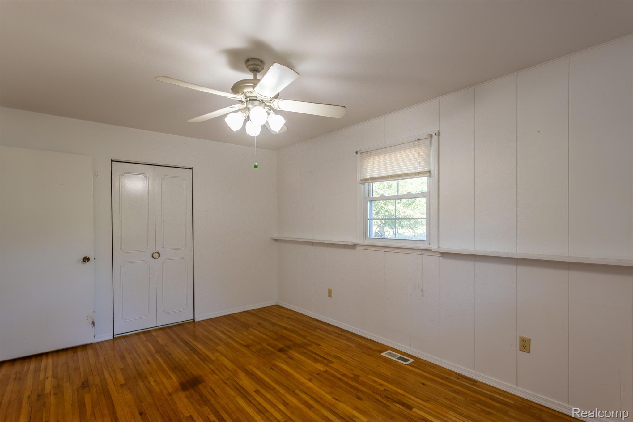 15146 Hogan Road Linden, MI 48451 - Photo 15 of 46