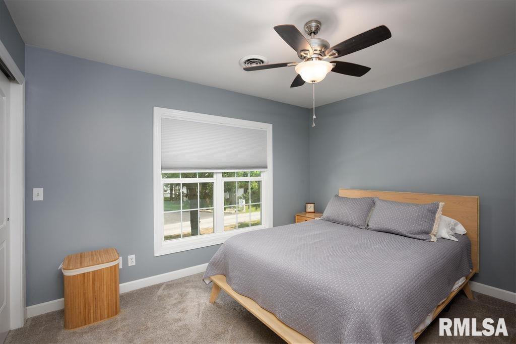 1403 Howard Road Marion, IL 62959 - Photo 22 of 40