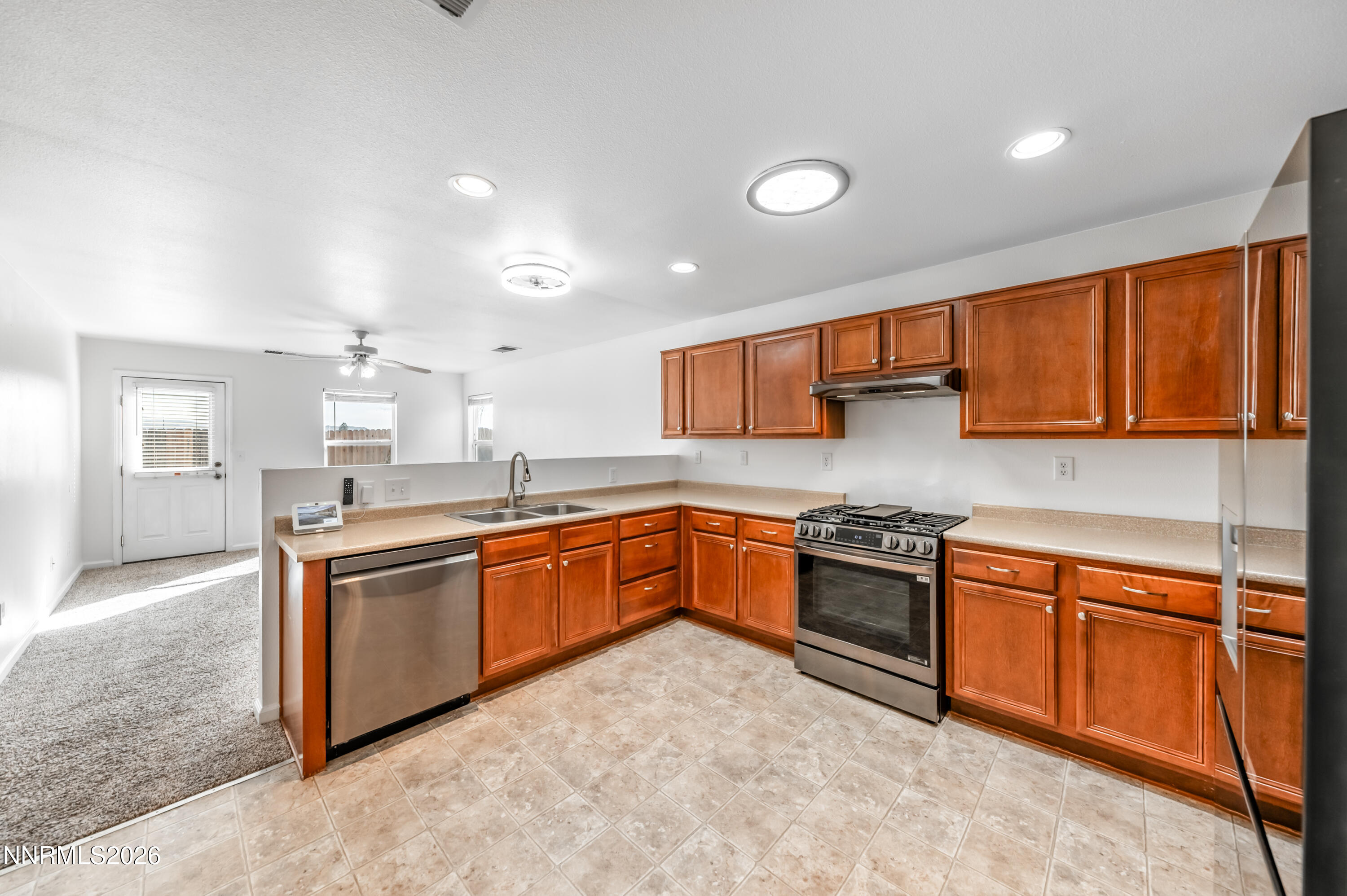 9000 Red Baron Boulevard Reno, NV 89506 - Photo 4 of 17 Kitchen