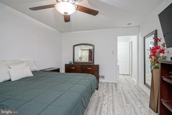 $2,100 | 522 A Willow Turn, Mount Laurel, NJ 08054