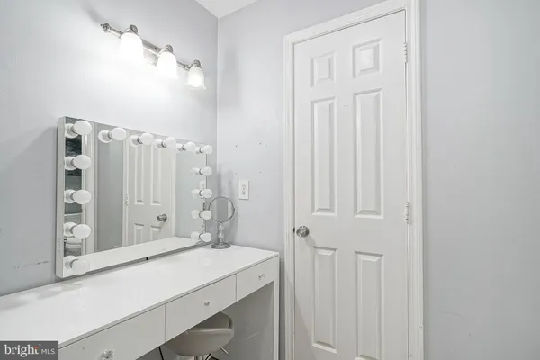 $2,100 | 522 A Willow Turn, Mount Laurel, NJ 08054
