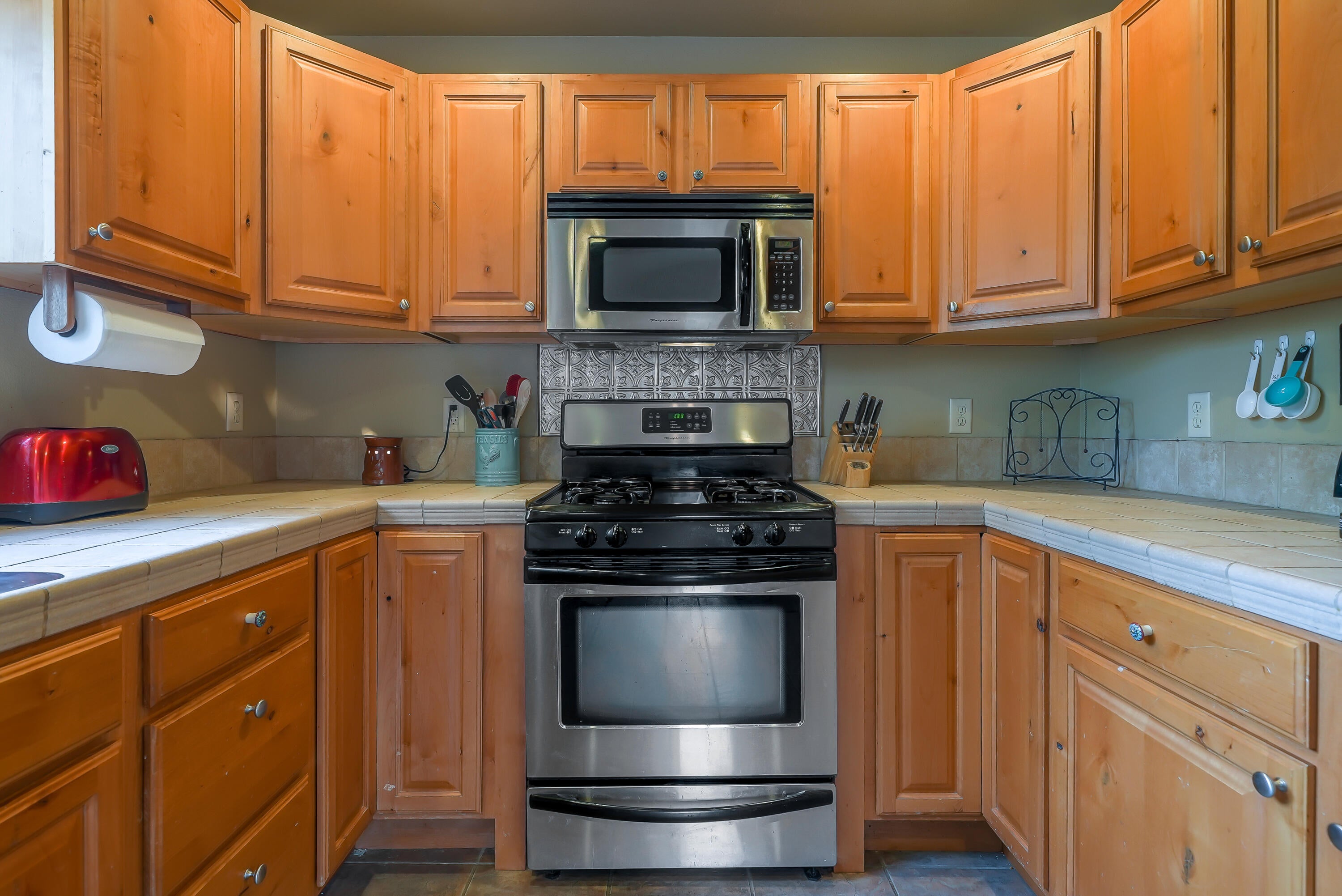 20500 Rolen Avenue Bend, OR 97702 - Photo 15 of 52 17-print-DSC03470-HDR