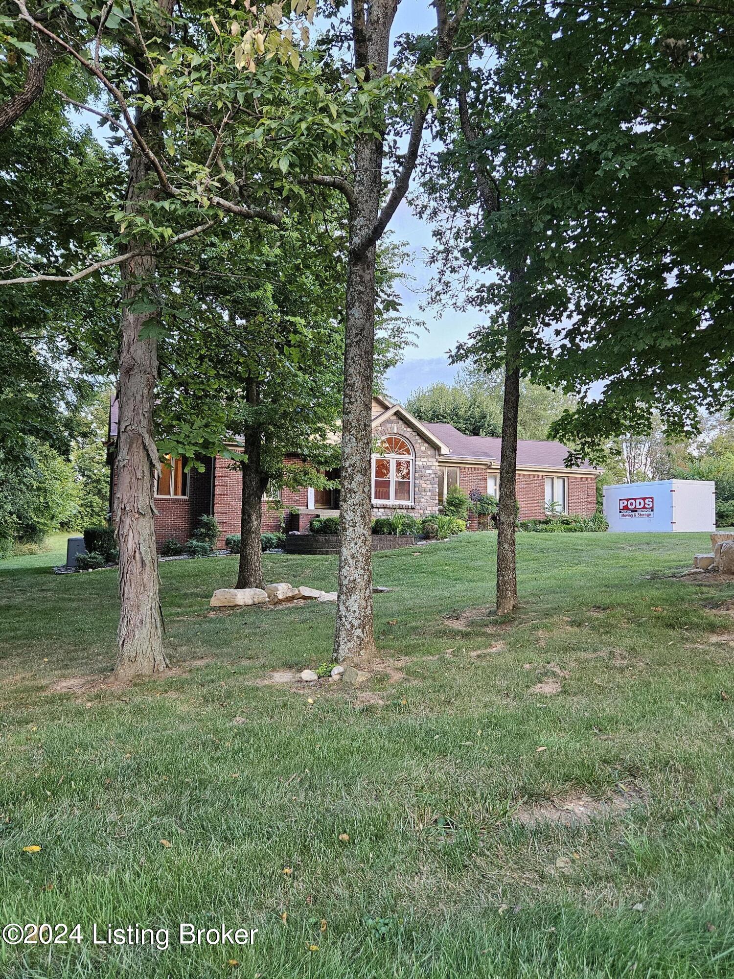 5006 Fox Run Road Buckner, KY 40010 - Photo 54 of 68 20240814_202442