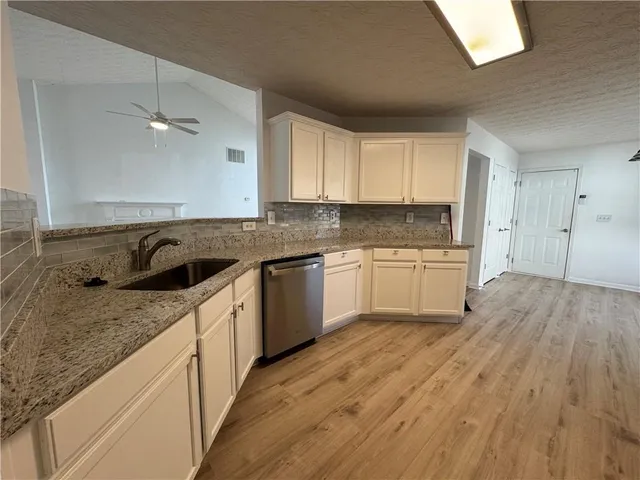 $529,000 | 3720 Crescent Walk Lane Northeast, Suwanee, GA 30024