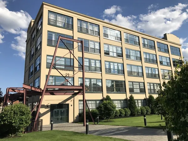 $1,550 | 21 Illinois Street, Unit 206, Worcester, MA 01610