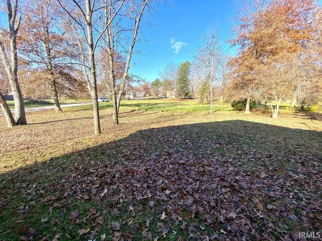 $249,500 | 889 7th Street Northeast, Linton, IN 47441