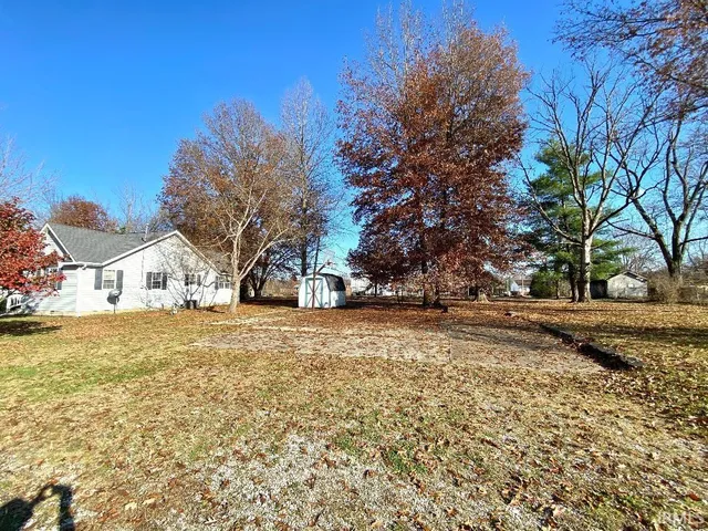 $249,500 | 889 7th Street Northeast, Linton, IN 47441