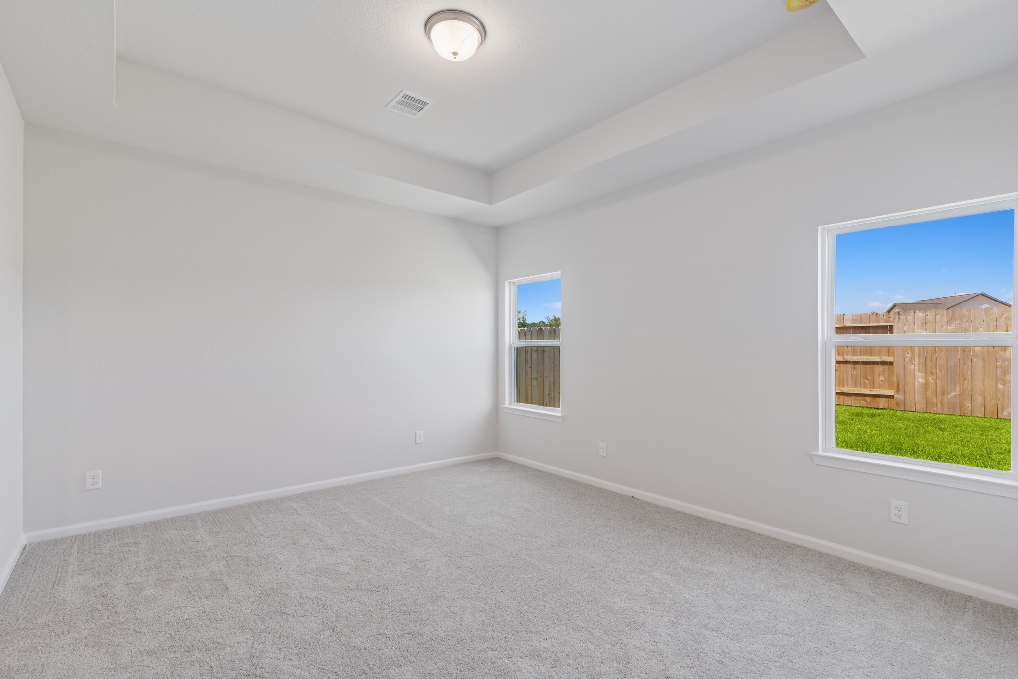 9793 Enclave Ridge Road Willis, TX 77318 - Photo 6 of 20 an empty room with a window