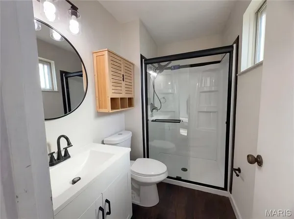 $329,000 | 27 Glenna Drive, St. Peters, MO 63376