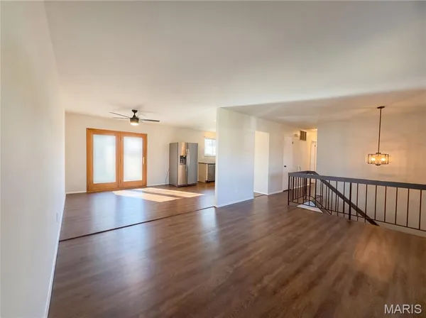 $329,000 | 27 Glenna Drive, St. Peters, MO 63376