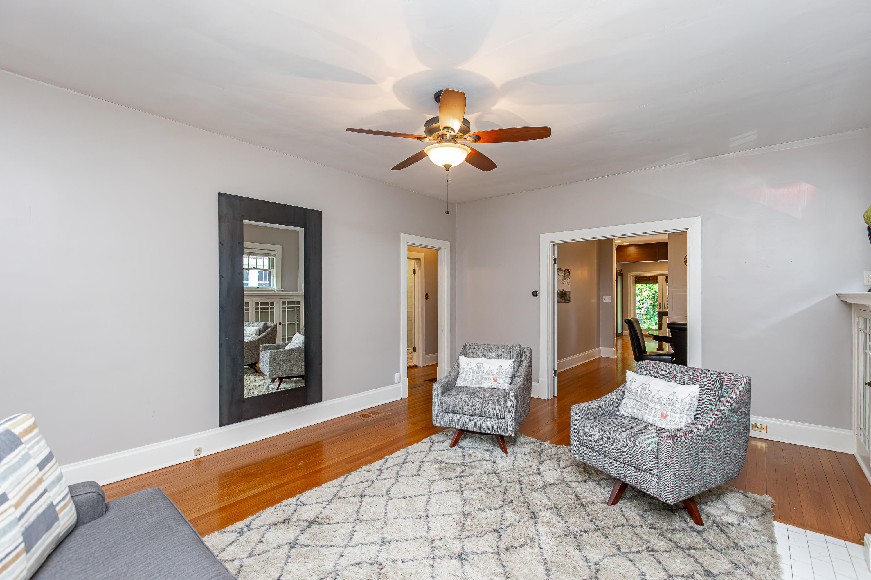 335 Irvine Road Lexington, KY 40502 - Photo 7 of 36 1-7