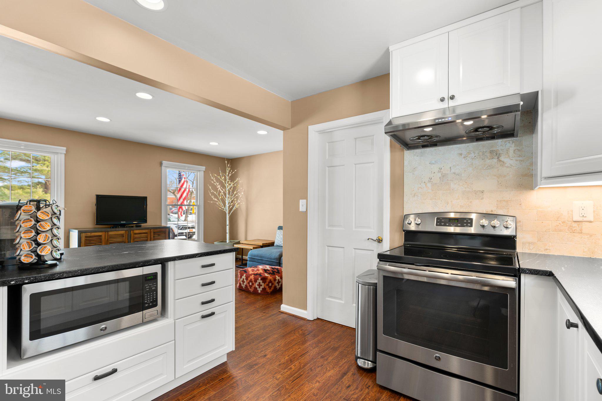 17014 Cashell Road Rockville, MD 20853 - Photo 11 of 71