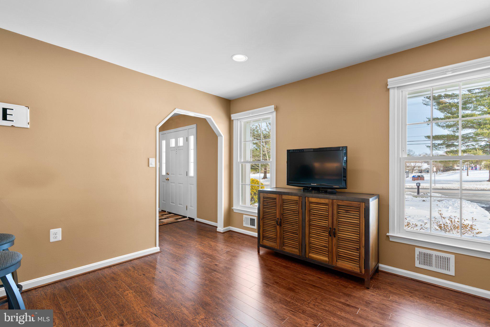 17014 Cashell Road Rockville, MD 20853 - Photo 16 of 71