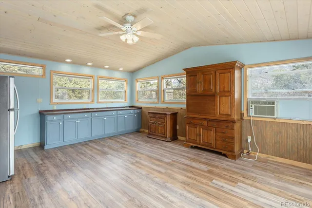 a view of an entrance to house