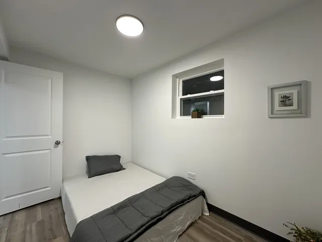 $1,995 | 1634 North Whipple Street, Unit G, Chicago, IL 60647