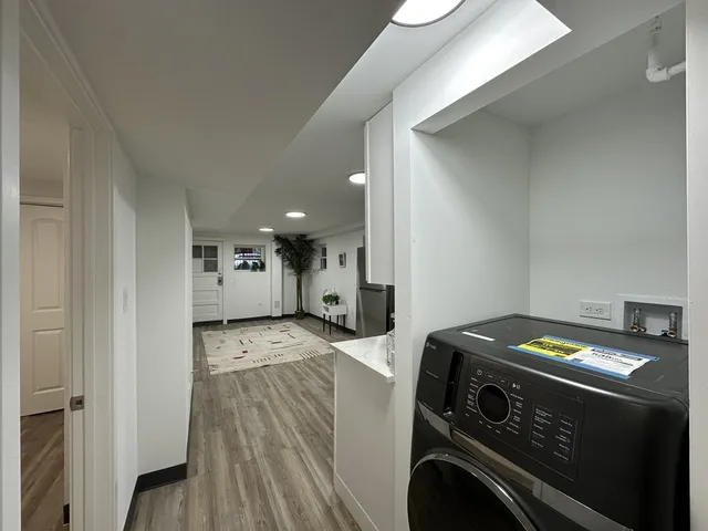 $1,995 | 1634 North Whipple Street, Unit G, Chicago, IL 60647