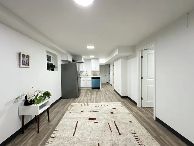 $1,995 | 1634 North Whipple Street, Unit G, Chicago, IL 60647