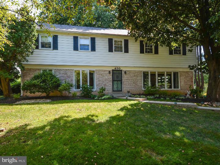 450 Wingate Road Huntingdon Valley, PA 19006 - Photo 1 of 25 Exterior Front