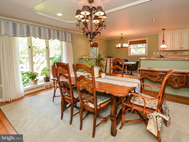 450 Wingate Road Huntingdon Valley, PA 19006 - Photo 9 of 25 Dining Room
