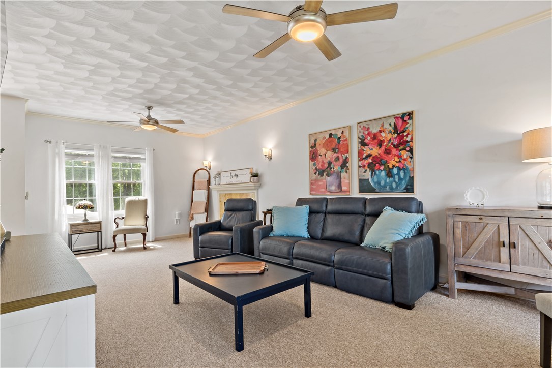 7 Mountain Laurel Drive Coventry, RI 02816 - Photo 5 of 47