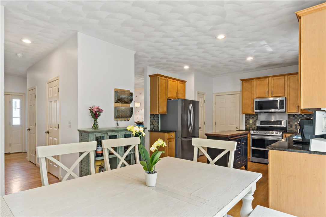 7 Mountain Laurel Drive Coventry, RI 02816 - Photo 10 of 47