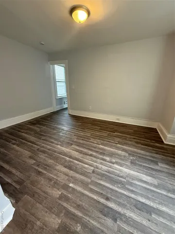 $2,000 | 17 Conklin Street, Unit 1, Poughkeepsie, NY 12601