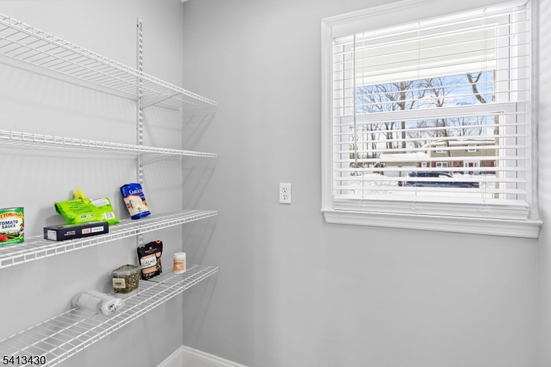 10 Forrest Road Randolph, NJ 07869 - Photo 13 of 37