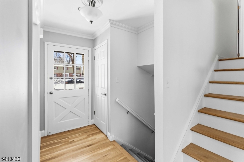 10 Forrest Road Randolph, NJ 07869 - Photo 3 of 37