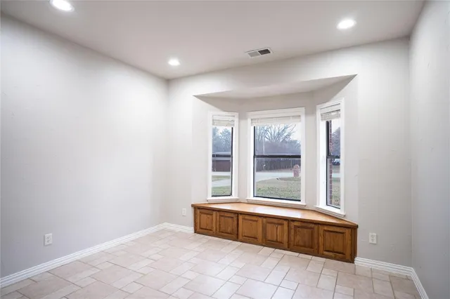 $5,000 | 250 Timberleaf Drive, Double Oak, TX 75077