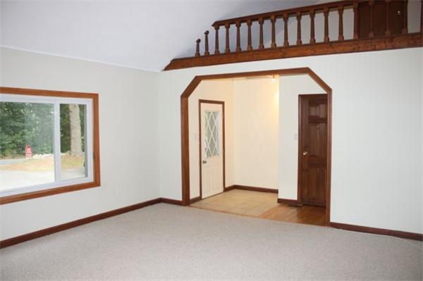 221 Damon Road Ashby, MA 01431 - Photo 5 of 23 Gallery Image 5
