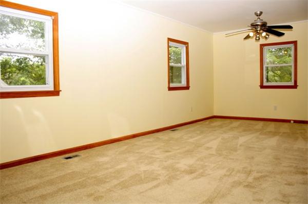 221 Damon Road Ashby, MA 01431 - Photo 10 of 23 Gallery Image 10