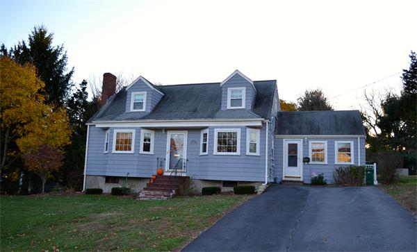 8 Greenleaf Road Norwood, MA 02062 - Photo 1 of 14 Gallery Image 1