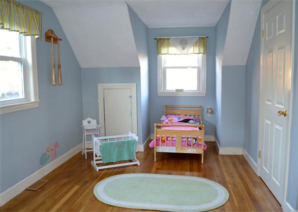 8 Greenleaf Road Norwood, MA 02062 - Photo 12 of 14 Gallery Image 12