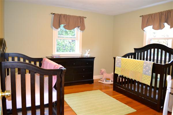 8 Greenleaf Road Norwood, MA 02062 - Photo 8 of 14 Gallery Image 8