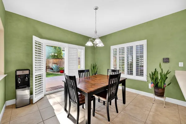 $925,000 | 3526 Lake Terrace Drive, Elk Grove, CA 95758