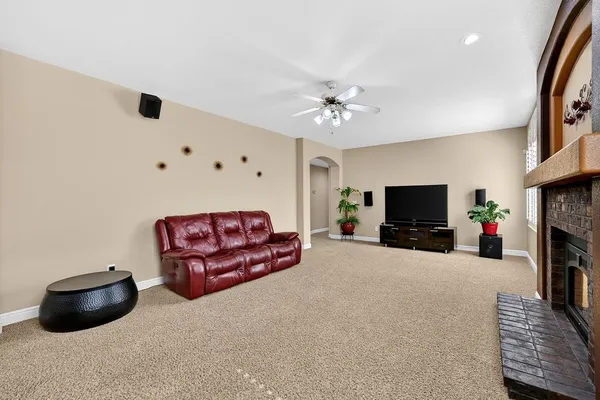 $925,000 | 3526 Lake Terrace Drive, Elk Grove, CA 95758