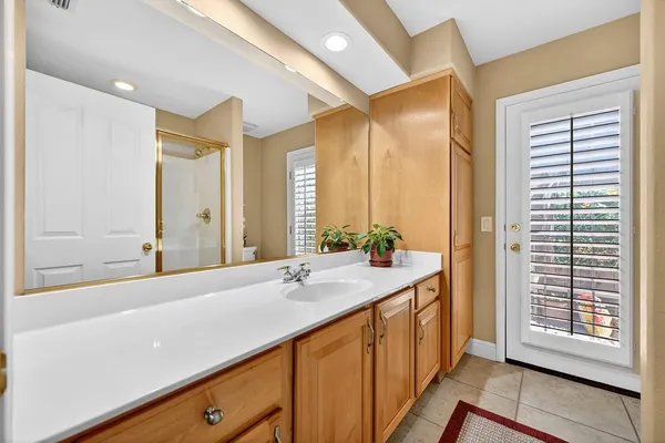 $925,000 | 3526 Lake Terrace Drive, Elk Grove, CA 95758