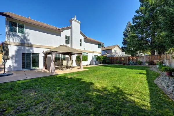 $925,000 | 3526 Lake Terrace Drive, Elk Grove, CA 95758