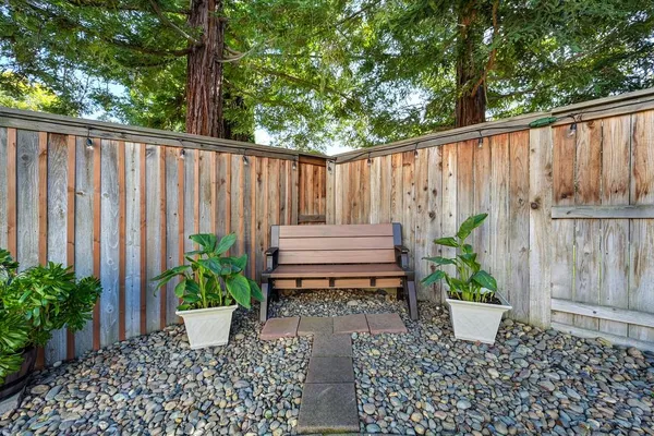 $925,000 | 3526 Lake Terrace Drive, Elk Grove, CA 95758