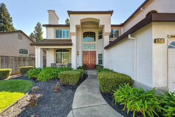 $925,000 | 3526 Lake Terrace Drive, Elk Grove, CA 95758