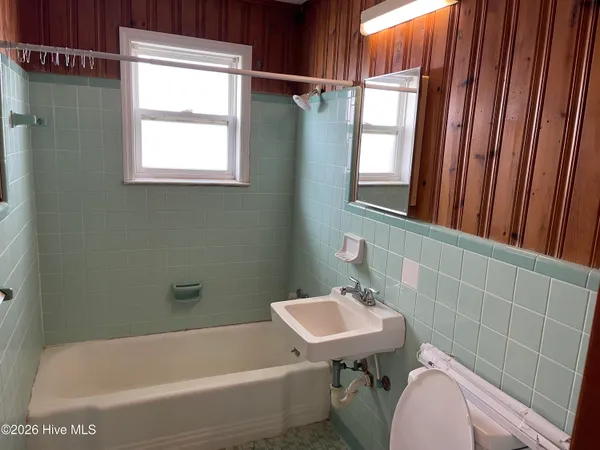 $465,000 | 310 East Terminal Boulevard, Atlantic Beach, NC 28512