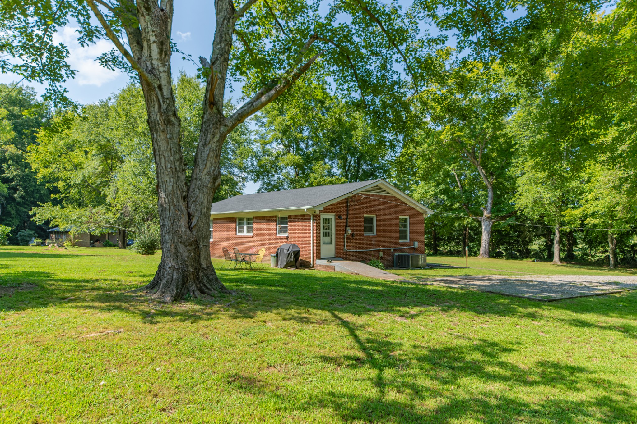 755 Briar Pond Road Centerville, TN 37033 - Photo 16 of 95 Gallery Image 16