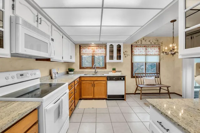 $345,000 | 705 South Lake Shore Drive, Unit 2G, Lake Geneva, WI 53147