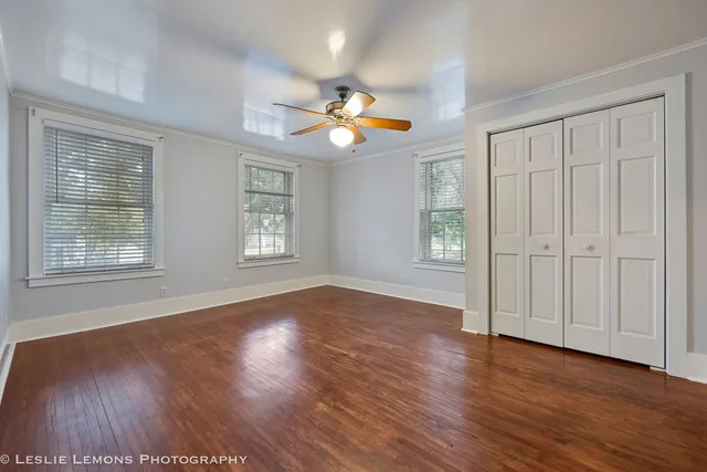 $5,900 | 241 West Van Buren Avenue, Naperville, IL 60540