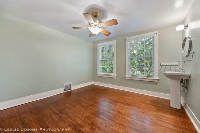 $5,900 | 241 West Van Buren Avenue, Naperville, IL 60540