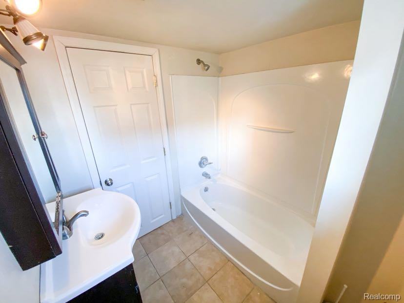 219 South Main Street Romeo, MI 48065 - Photo 13 of 23