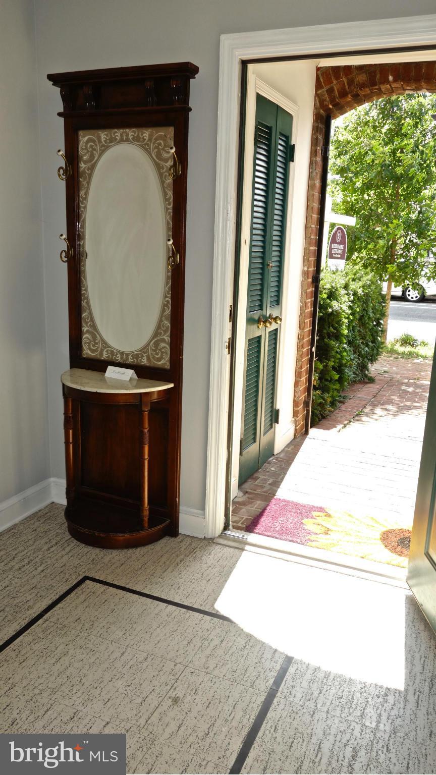 414 4th Street Southeast Washington, DC 20003 - Photo 2 of 30 Interior (General)