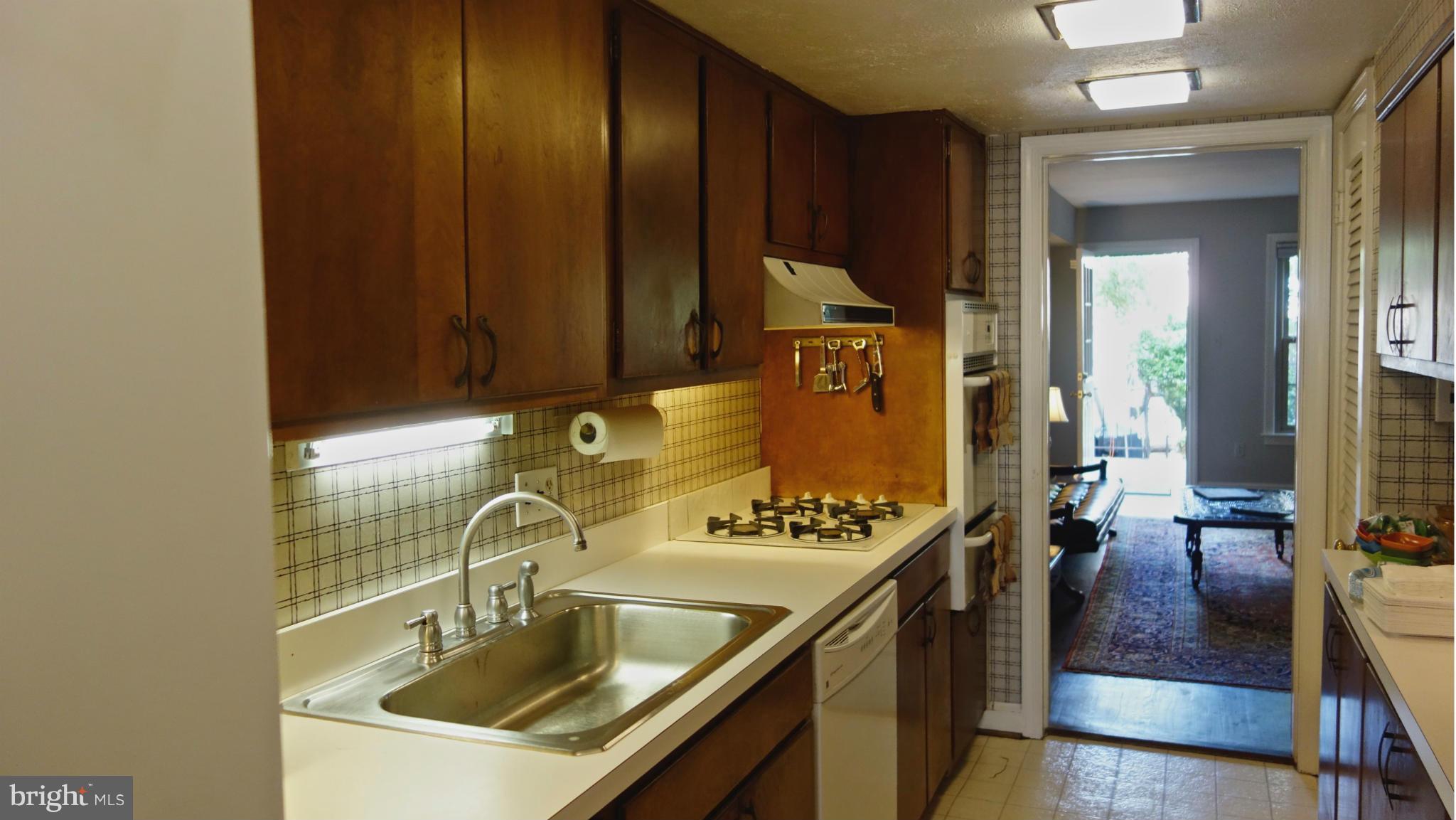 414 4th Street Southeast Washington, DC 20003 - Photo 15 of 30 Kitchen