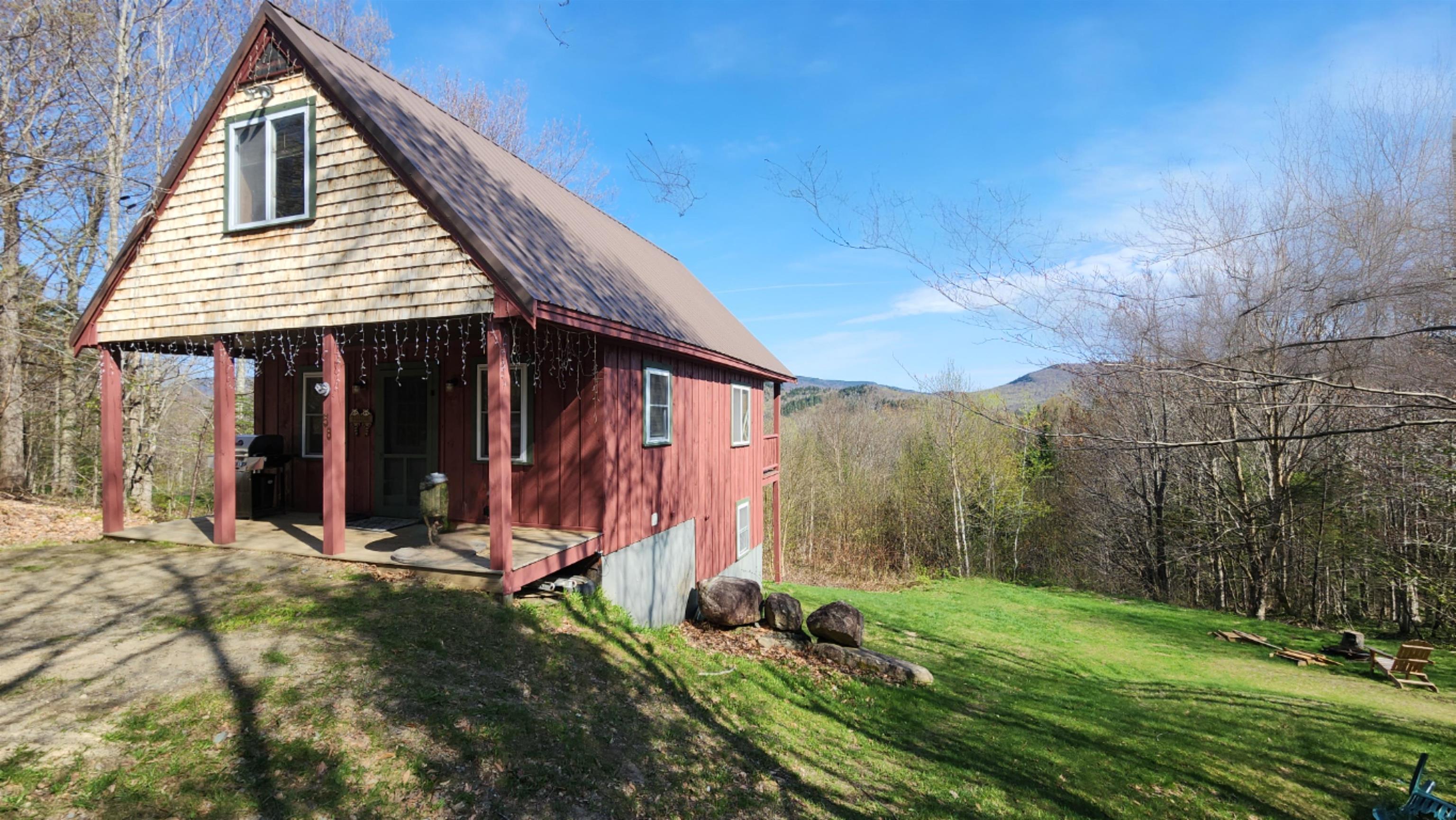 56 Raccoon Reach Errol, NH 03579 - Photo 1 of 38 Gallery Image 1